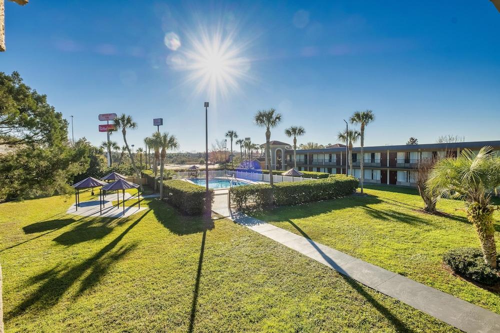 Red Roof Inn Plus+ St. Augustine Exterior photo
